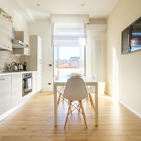 Scandellari Apartments - Stylish Stay For Two Guests Болонья Экстерьер фото