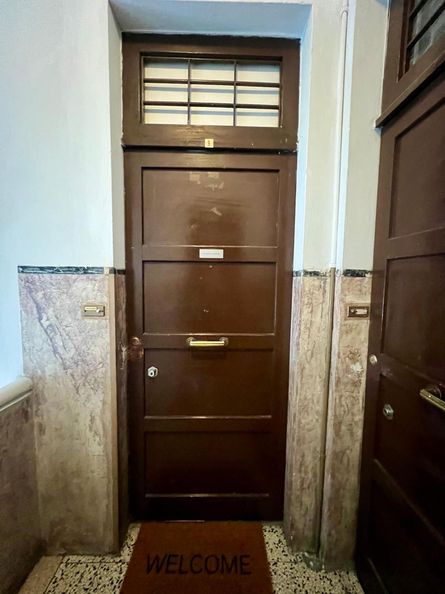 Scandellari Apartments - Stylish Stay For Two Guests Болонья Экстерьер фото