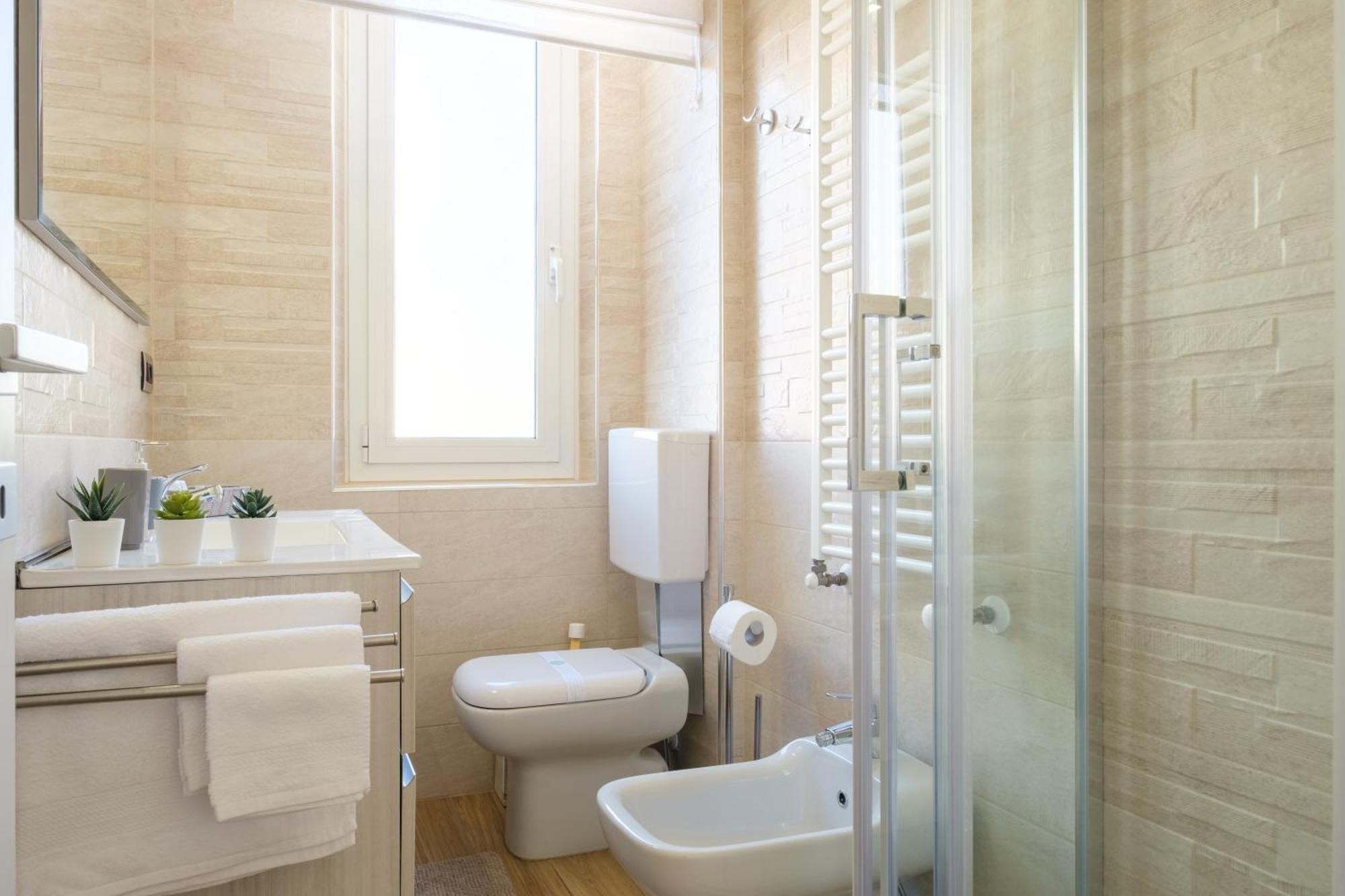 Scandellari Apartments - Stylish Stay For Two Guests Болонья Экстерьер фото