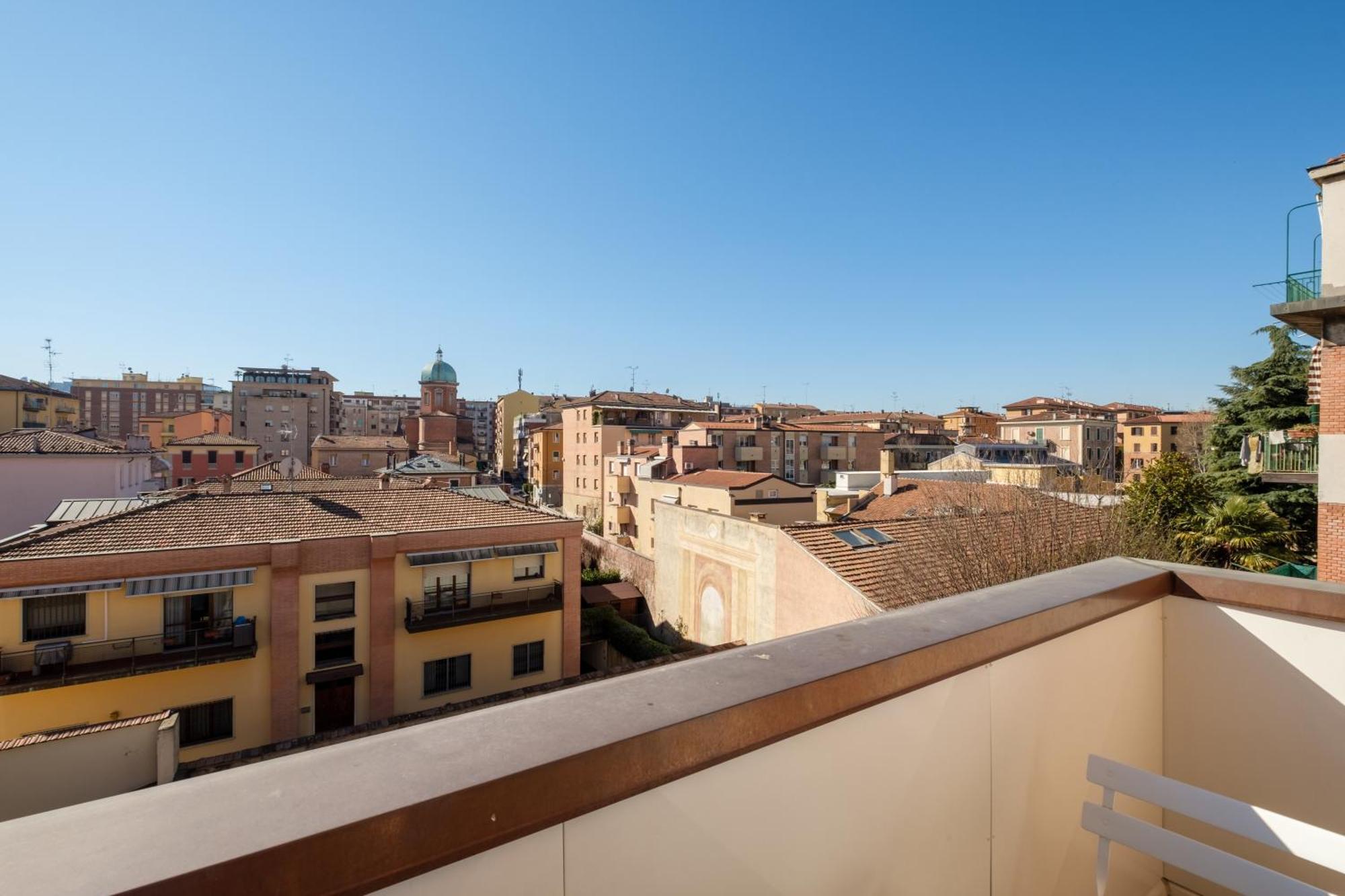 Scandellari Apartments - Stylish Stay For Two Guests Болонья Экстерьер фото